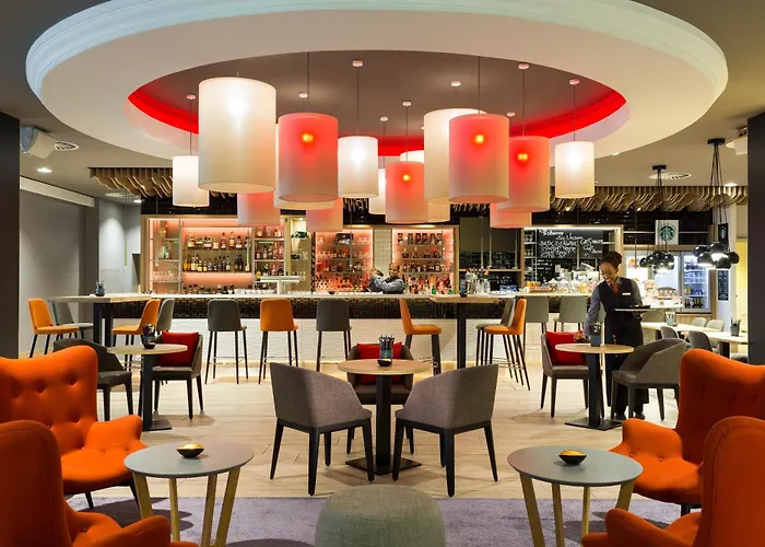 Centre By Ihg Hotel 4*