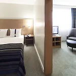 Centre By Ihg Hotel 4*