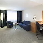 Hotel Centre By Ihg 4*