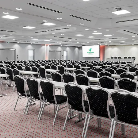 מלון Centre By Ihg
