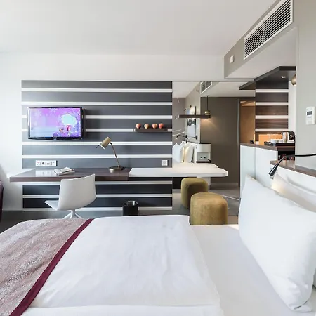 Centre By Ihg Munich