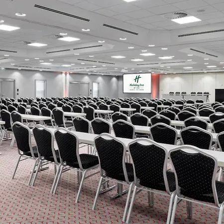 Centre By Ihg Hotel 4*