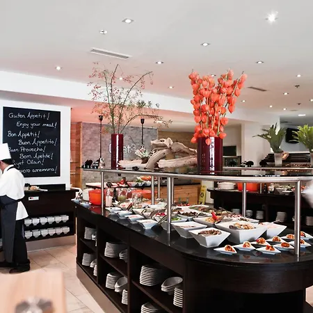 Centre By Ihg Hotel 4*