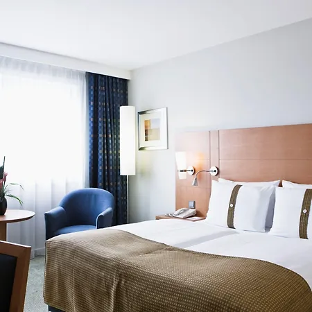 Centre By Ihg 4*