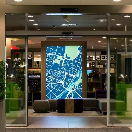 Hotel Centre By Ihg 4*